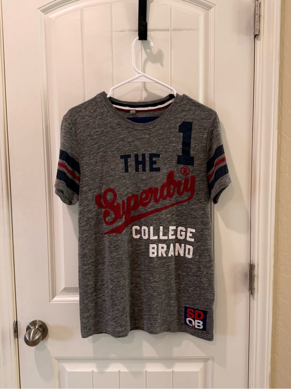 Superdry College Brand Graphic T Shirt Gray Red Blue Men’s Small Y2K - Picture 2 of 10